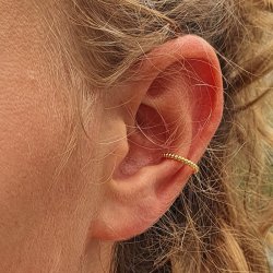 Ear cuff, open rippled ring, gold-plated silver, 12.5x1.5mm, 2pc