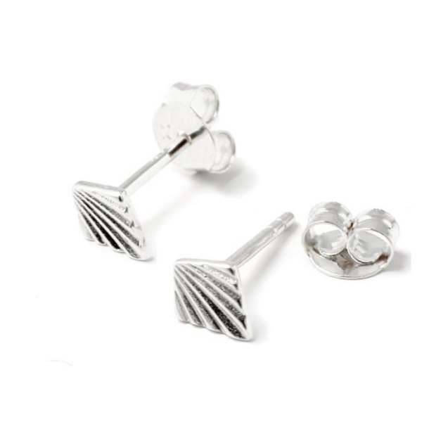 Ear studs with diamond shaped plate and ray stripes, 6x5x12 mm, silver, 2 pcs