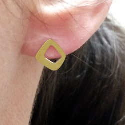 Ohrstecker mit unebenem Viereck, geb&uuml;rstet, vergoldetes Silber, 12x7x7 mm, 2 Stk.