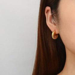 Stud earrings, spiral shell half-hoop, 18K gold-plated 304 stainless steel, 18x6 mm, 1 pair
