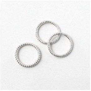 Versilberte Messingringe, gewunden, geschlossen 7x1 mm, 10 Stk