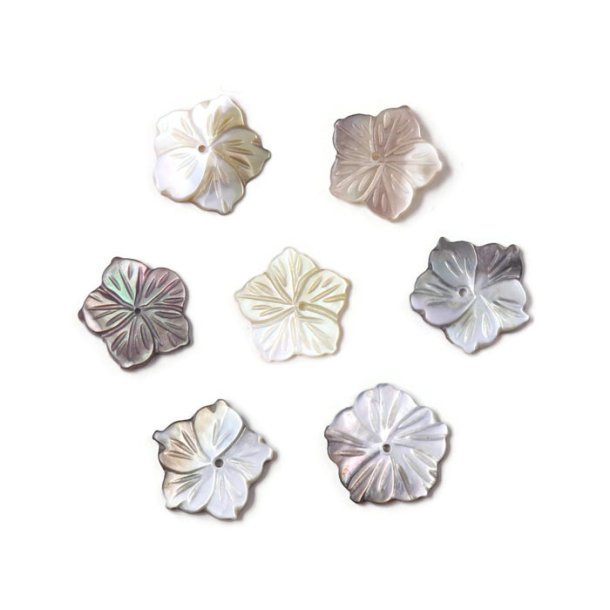 Mother of pearl flower, hole in the centre, 14 mm, 4pcs