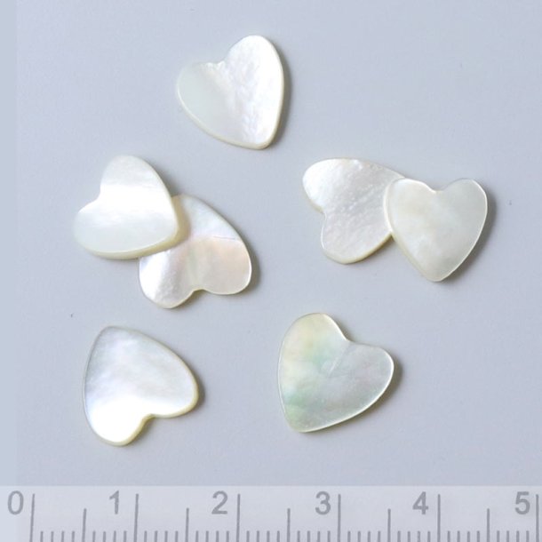 Herzfrmige Perle aus echtem Perlmutt, naturwei, 11x11x1,5 mm, 6 Stck