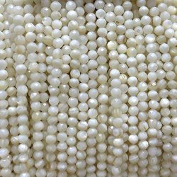 Muschelperlen, ganzer Strang, rund facettiert, wei, 4x3,7 mm, ca. 110stk