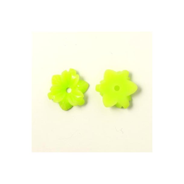 Resin, round lily, light green, with hole in the middle, 12x3mm, 4pcs.