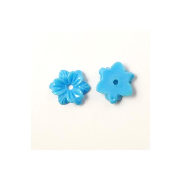 Resin, round lily, blue, with hole in the middle, 12x3mm, 4pcs.