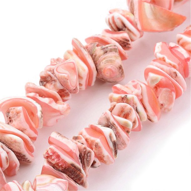 Pearlescent, Colored, uneven Salmon/brown. 10-20x8-12x3mm. 20 pcs.