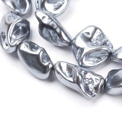 Shell pearls, Nuggets Perlen, ganzer Strang, uneben, Silber/Grau, ca. 20x17x9 mm, 18 Stk.