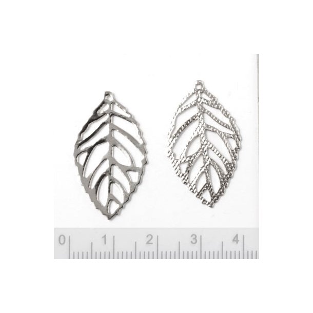 Silhouette-charm, steel-coloured, outlined leaf, 30x25mm, 2pcs.
