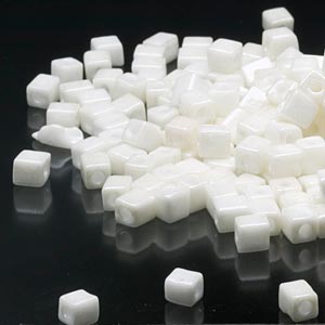 Miyuki Square Seed beads, weiß, 25gr. 260 Stk.