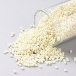 Toho Seed Beads, helles beige, opak, #11, 2x1,5 mm, 10gr., 1100 stk