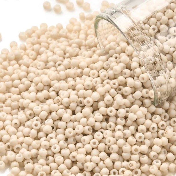 Toho Seed beads, beige, frosted, #11, 2x1.5mm, 10gr., 1100 pcs