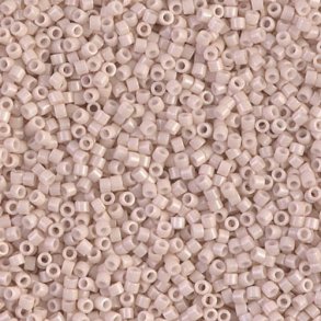 Delica, size #15, light lavender, opaque, 1.1x1.3mm, 5.2g, ca. 1800pcs