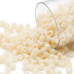 Delica, Gr&ouml;&szlig;e #11, elfenbein, Glasperlen, opak, 1,1x1,7 mm, 5,2 g