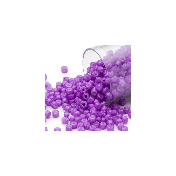 Delica, strrelse #11, rd-violet glasperle, opak 1,1x1,7mm, 5,2 gram