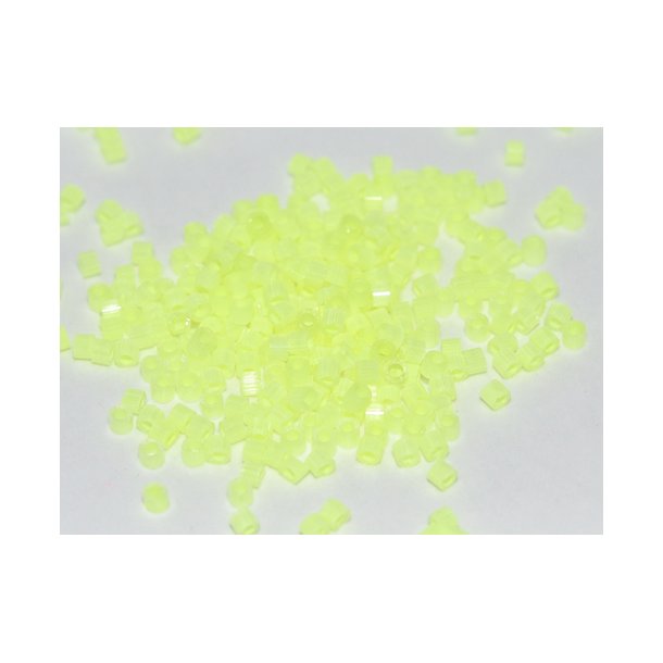 Delica, size #11, light neon yellow / green, silkeffect, 1.1x1.7mm.