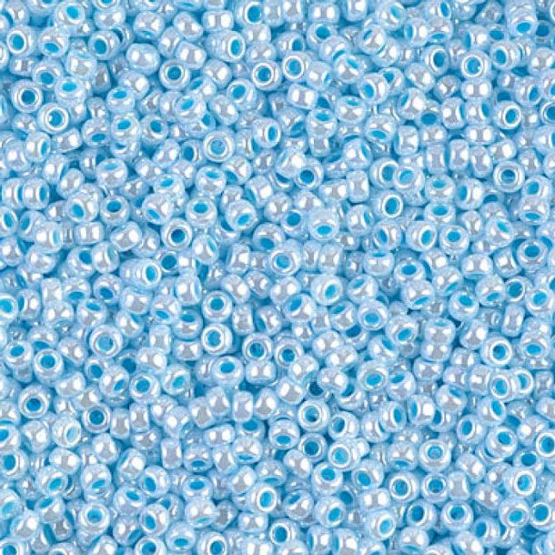 Miyuki seed bead, aqua lined blue pearl, size #11, 2x1,5 mm, 12gr. ca. 1200 pcs.