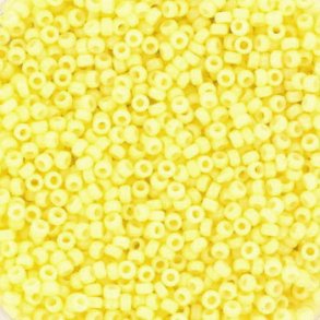 Miyuki seed bead, light lemon yellow, Duracoat, opaque, size #15, 1,5x1 mm, ca. 3000 pcs