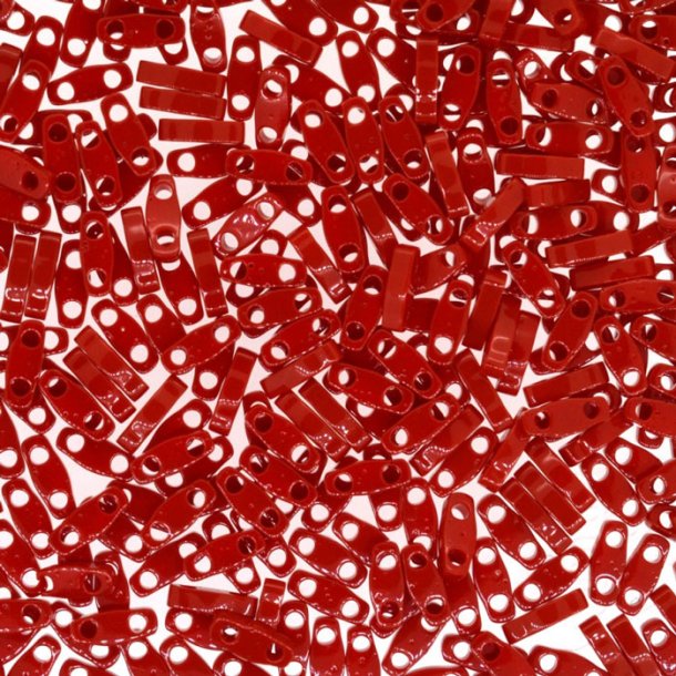 Miyuki quarter Tila, two-hole-bead, opaque dark red, 5x1.3mm, 5g, 220pcs