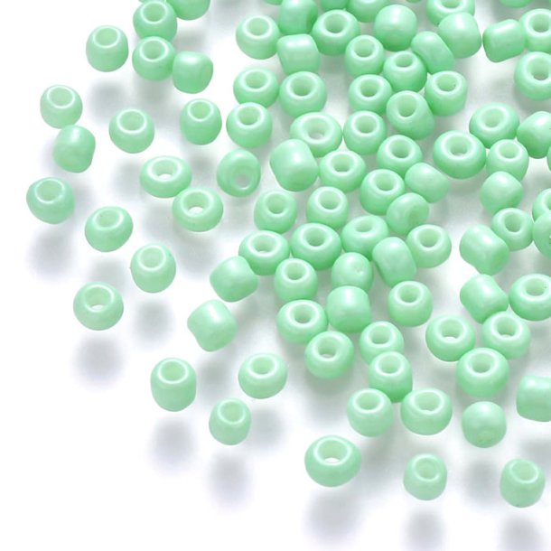 Glass seed bead, light green, opaque, #8, ca. 3.5x2 mm, 20gr., ca. 450pcs.