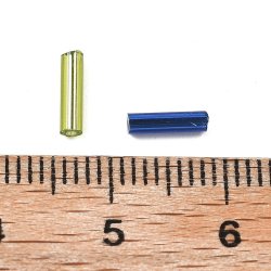 Rhrenperlen, Perlensatz, 24 verschiedene. AB-Farben und silverlined, 6x1,8 mm.