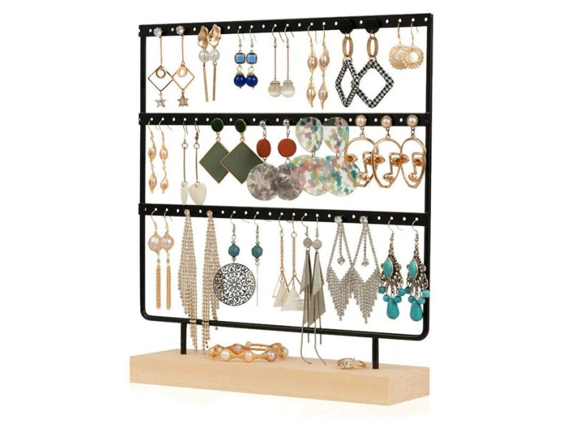 Keep your jewellery in order with a jewellery stand