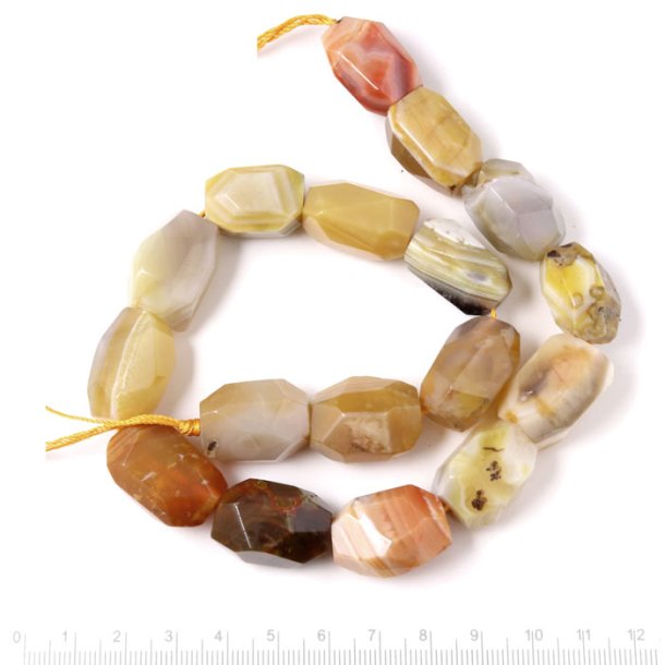 Botswana agate, entire strand, yellow and brownish shades, faceted nugget, 23x13mm, 17 pcs