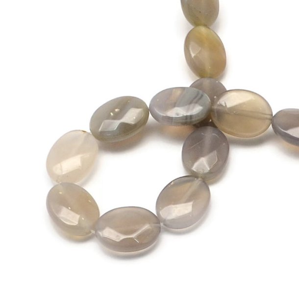Gray agate beads, natural faceted oval, 17x13x6mm. 2 pcs. 
