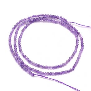 Amethyst, ganzer Strang, rund facettiert, ca. 4,5 mm, ca. 95 Stk.
