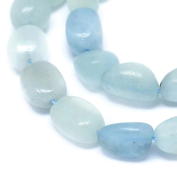 Aquamarine, uneven, polished nuggets, blue approx. 7x8x5 mm, 6 pcs