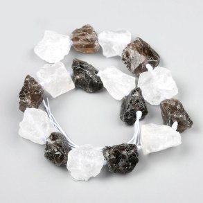 Rock quartz and smoky quartz, raw nuggets, white and brownish, 25x25 mm, approx. 16 pieces