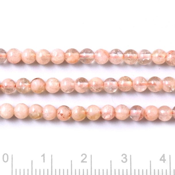 Citrine, genuine, uncoloured, full strand, slightly reddish, round pearl, 4 mm, appx. 95 pcs