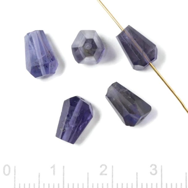 Iolith, through-drilled, teardrop-shaped, uneven faceted bead, bluish, appx. 9x6 mm, 2 pcs