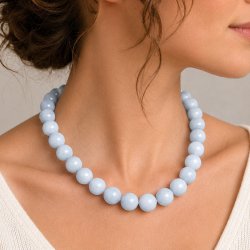 Candy-Jade, ganzer Strang, rund, helles himmelblau, 12 mm, ca. 32 Stk.