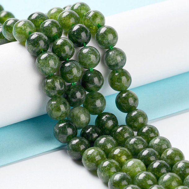 Candy jade, half strand, round, dark green with structure, 6 mm, appx. 30 pcs