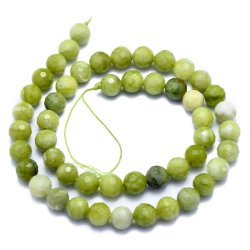 Taiwan-Jade, ganzer Strang, facettierte Perlen, gr�n, rund, 8 mm. ca. 44 Stck