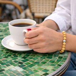 Gul marmoreret jaspis, rund perle, 8 mm, 6 Stk