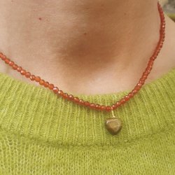 Karneol, rund, facettierte Perle, rotbraun, 3 mm. 20 Stk