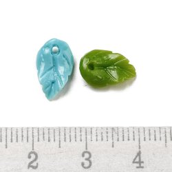 Blatt mit Loch, Korallenimitat, gemischte Farben, 10,5x6,5 mm, 6 Stk.