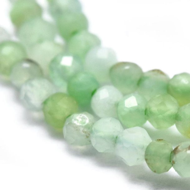 Chrysoprase, full strand, green, round, facetted, 2 mm, 150pcs