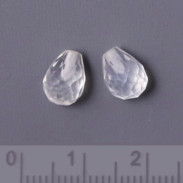 Snow-Quartz, teardrop, half drilled, closely faceted, milky white, 8x6mm, 1pc