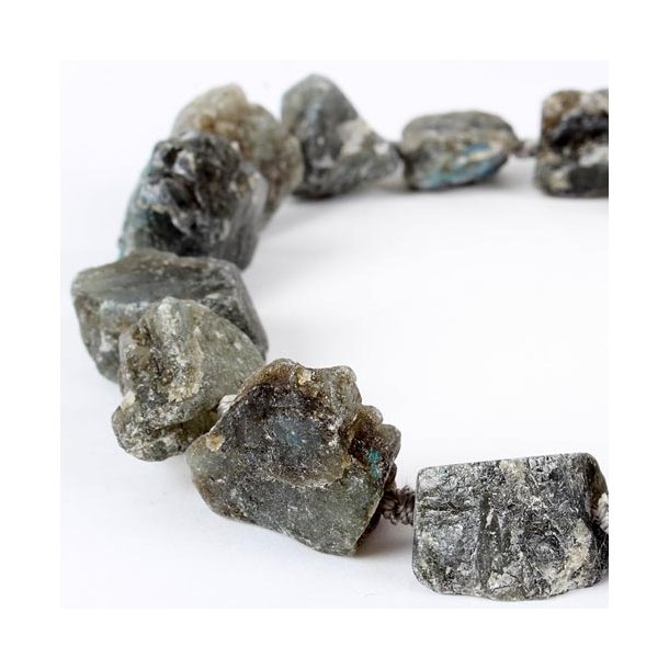 Labradorite, raw nuggets, gray, ca. 20x30mm, 4pcs