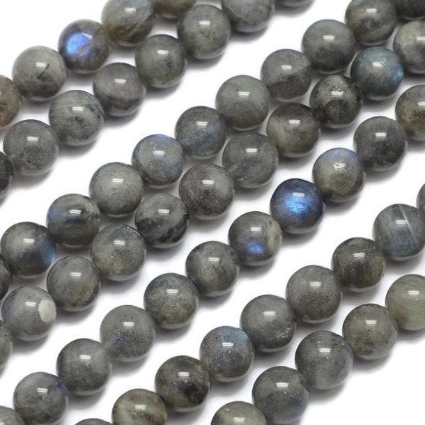 Labradorit, ganzer Strang, grau schimmernd, runde Perlen, 8 mm,ca. 48Stk.