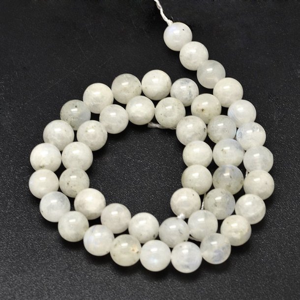 Moonstone bead, full strand, round, shiny, milky white alternating, 8,5 mm, approx. 46 pcs.