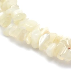 Mondstein, Strang, kleine Nuggets, ca. 8x4x2 mm, ca. 230 Stk