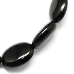 Onyxperle, ganzer Strang, flach oval, schwarz, 18x13x6 mm, ca. 22 St&uuml;ck