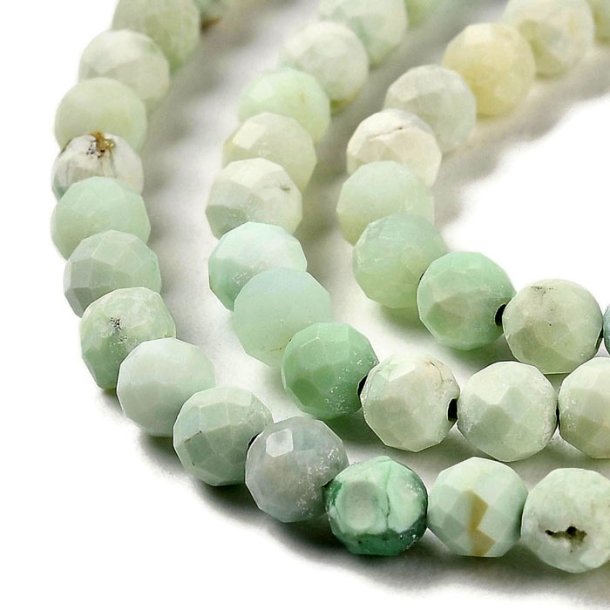 Green opal A grade round faceted bead light green 4.5 mm 20 pieces