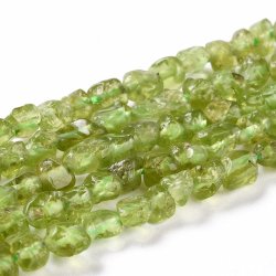 Peridot, ganzer Strang, l&auml;ngliche Nuggets, ca. 8x5x4 mm, ca. 67 Stk.