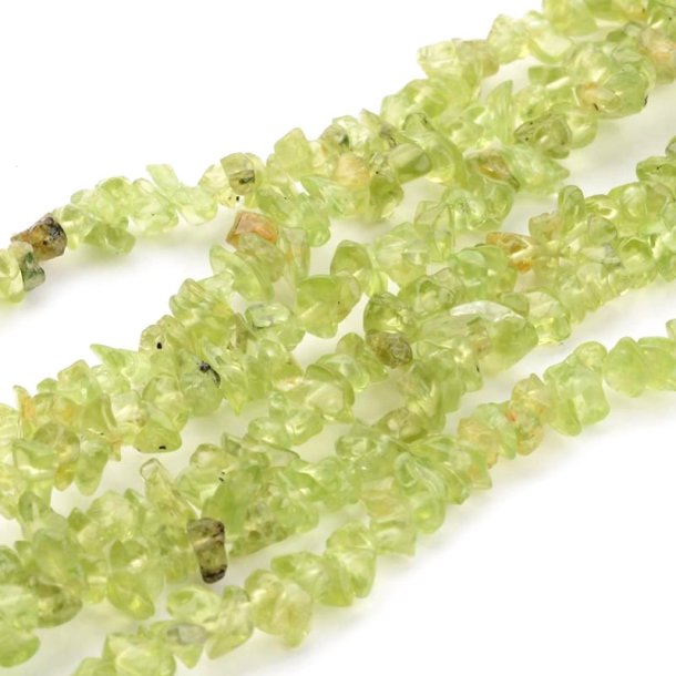Peridot, natur, hel streng, chipperler, olivengr�n, 3 mm, ca. 80 cm