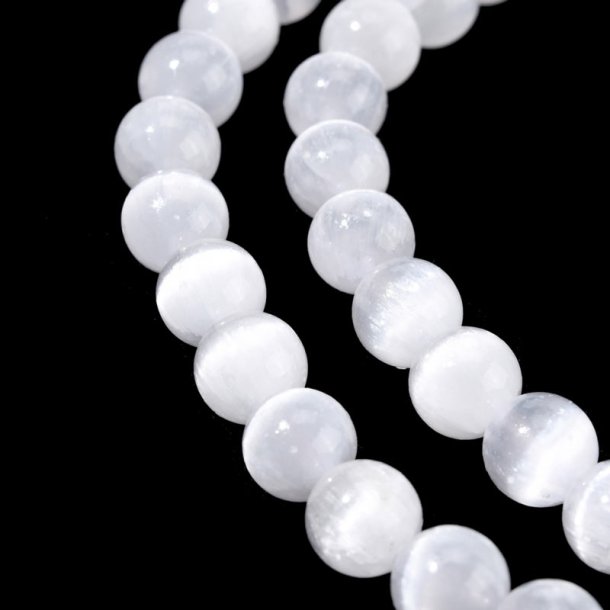 Selenite, white with fibre optic effect, round bead, 8 mm, A-grade, 6 pcs